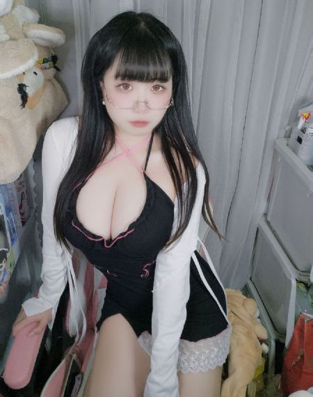 情欲模特在线观看