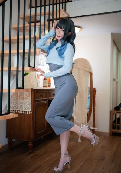 女机械人在线