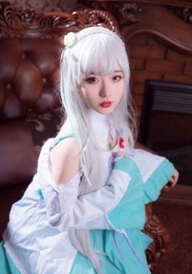 《有翡》免费观看全集在线观看