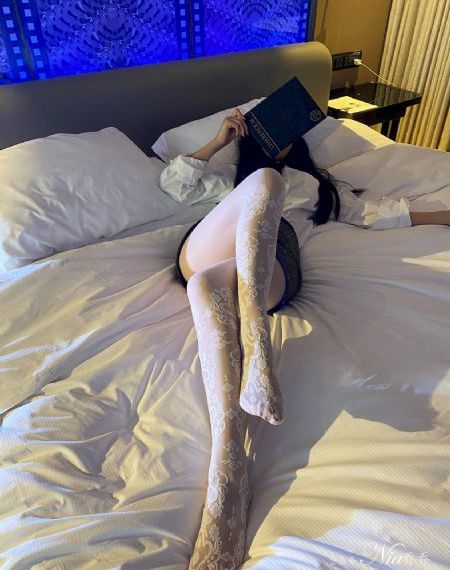 女人高潮叫床的激烈视频