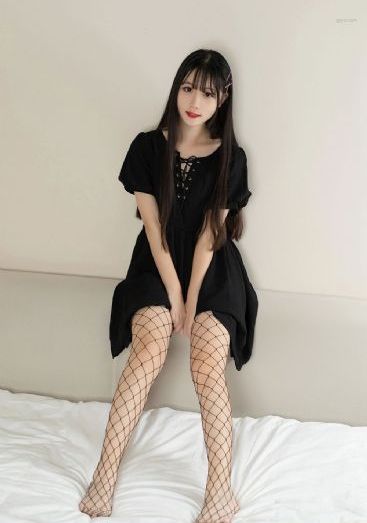 我和女闺蜜69式互慰