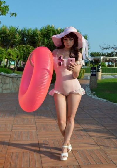 西班牙女郎完整版在线播放