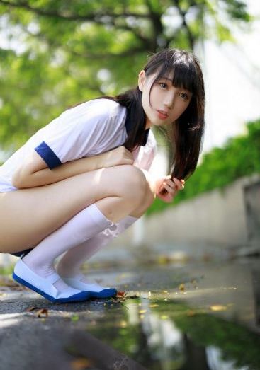电影湿濡的女人