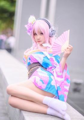 假日游船艳遇