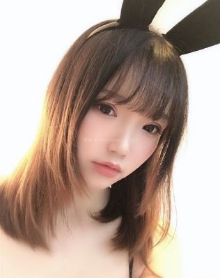 高跟鞋狠踩贱奴 | vk